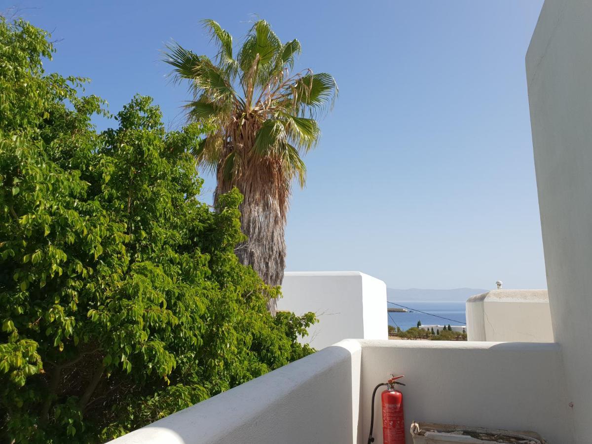 Silver Rocks Hotel Chrisi Akti  Exterior photo